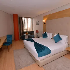 Apartahotel Le 135
